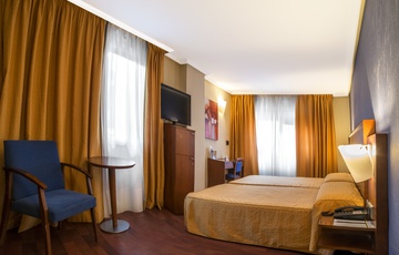 Room Torreluz Centro Hotel